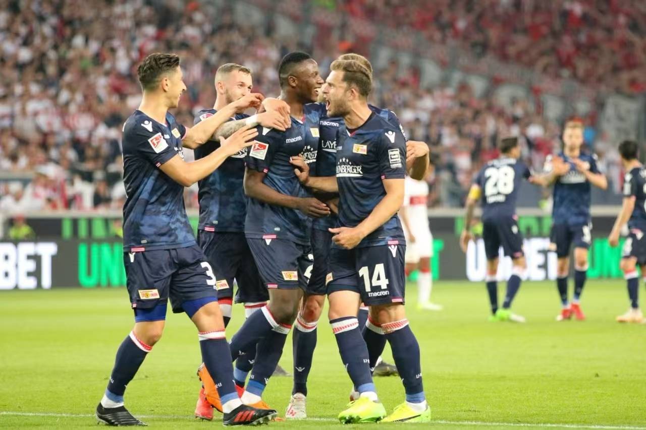 尤文图斯四强出局欧冠决赛无缘战绩回眸悲痛告别的简单介绍