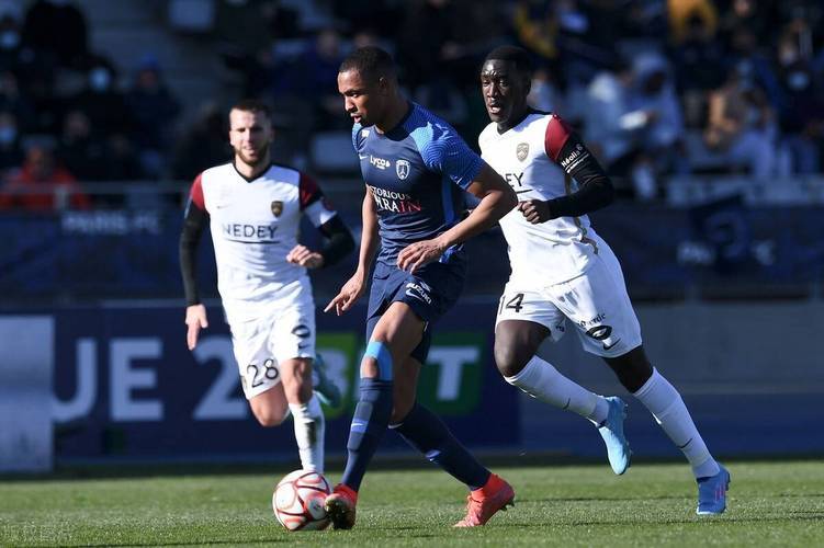 亚眠球员心态不稳定，准备迎接挑战的简单介绍