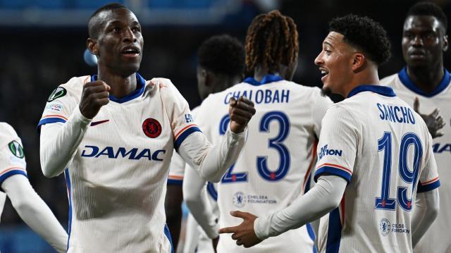 切尔西创造新纪录，轻松取胜晋级强