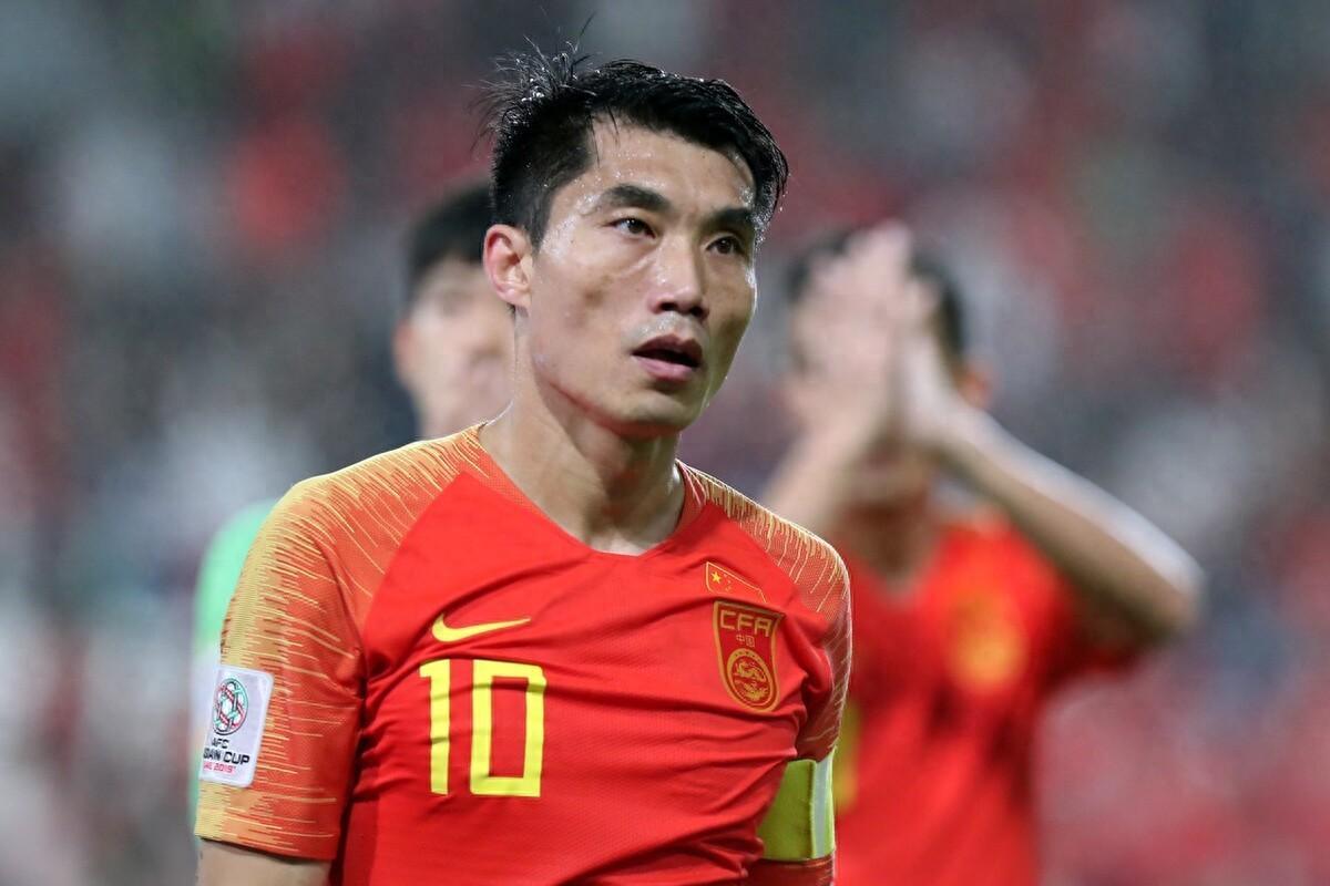 郑智领衔恒大连胜，战胜武汉卓尔的简单介绍