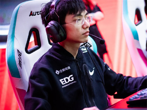 T1轻取LGD，Viper完成史诗逆转半决赛3:0（成都）