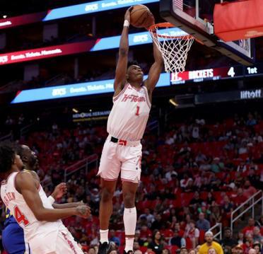 独行侠主场告捷,火箭落败 独行侠主场告捷,火箭落败