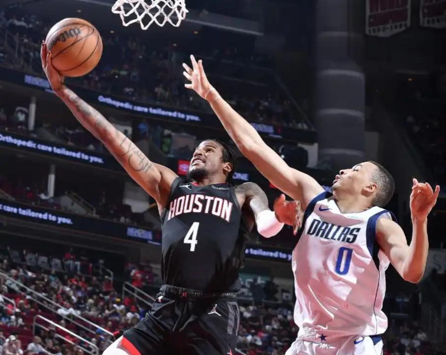 独行侠主场战胜热火，重返季后赛