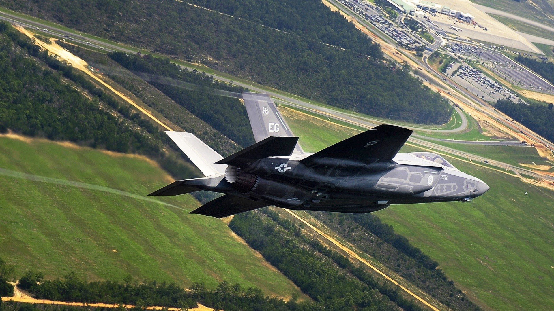 逆境翻盘！卢卡库力挽狂澜助皇家社会击败芬兰劲旅